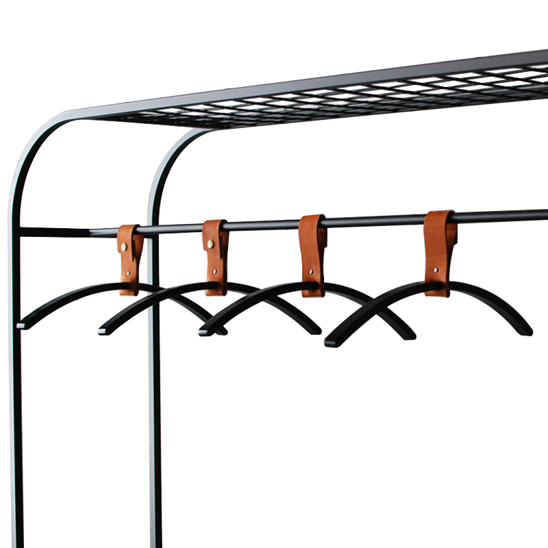 Плечики для одежды Amos Black Clothes Hanger Черный Коричневый в Санкт-петербурге | Loft Concept 