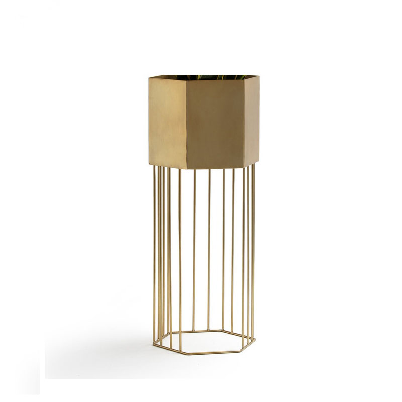 Ваза Vase On A Metal Stand Brass Латунь в Санкт-петербурге | Loft Concept 