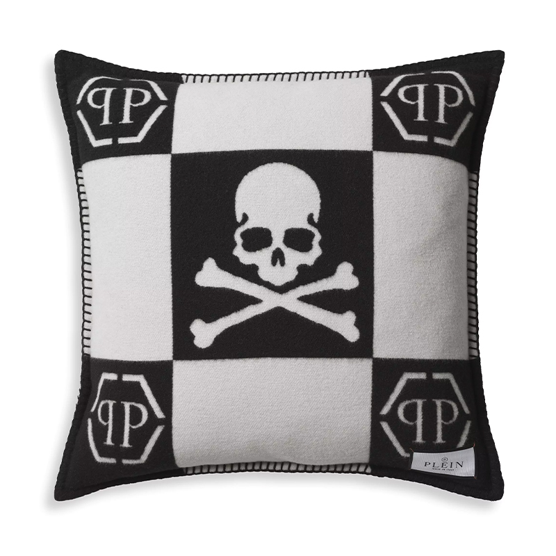 Подушка Philipp Plein Cushion Cashmere Skull 45 x 45 Black Черно-белый в Санкт-петербурге | Loft Concept 