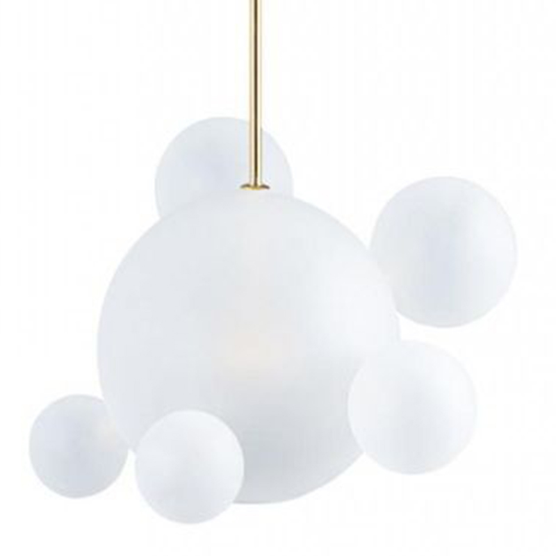 Светильник Giopato & Coombes Bollr Pendant 6 BUBBLE LAMP матовое белое стекло Белый Золотой в Санкт-петербурге | Loft Concept 