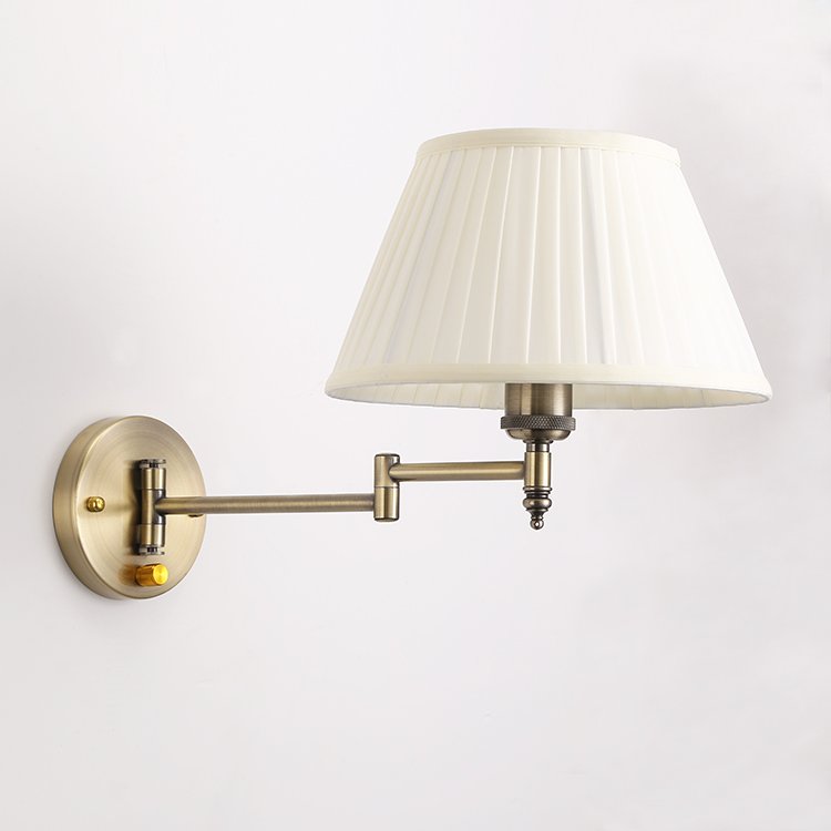 Бра Classic Corolina Light Brass Bra Латунь Белый в Санкт-петербурге | Loft Concept 