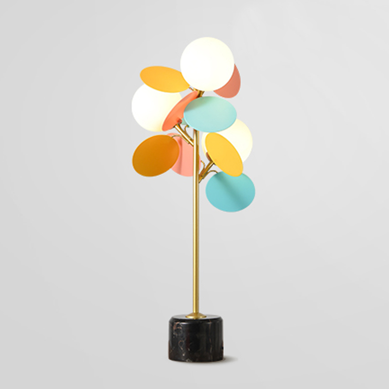 Настольная лампа MATISSE Table Lamp Multi Белое матовое стекло Золотой Черный Мульти в Санкт-петербурге | Loft Concept 