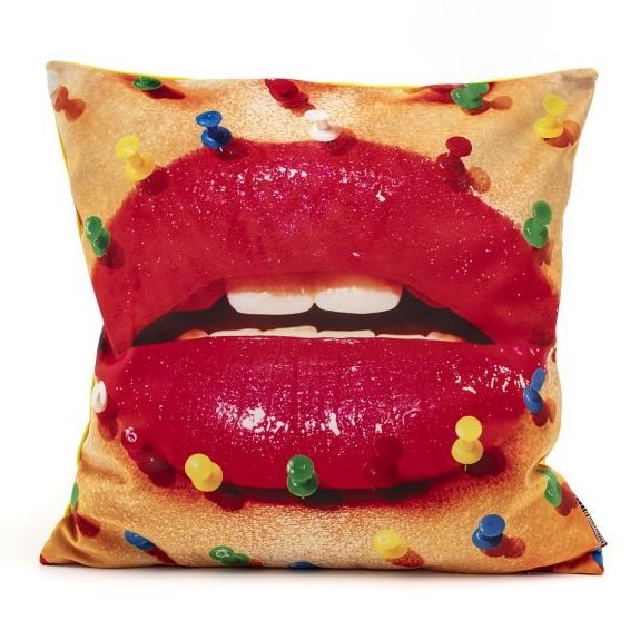 Подушка Seletti Cushion Mouth with pins Design: Toiletpaper Мульти в Санкт-петербурге | Loft Concept 