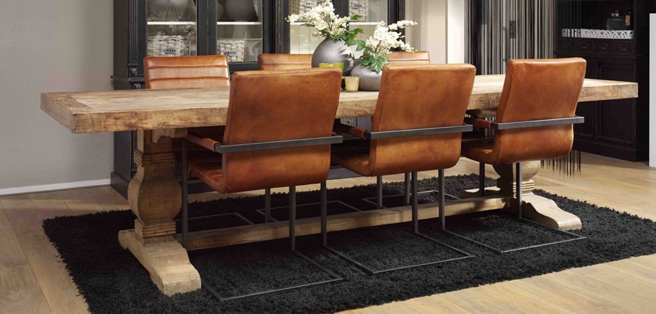 Кожаный стул с подлокотником Loft Stool Eleonora Swan - Loft-Concept в Санкт-петербурге