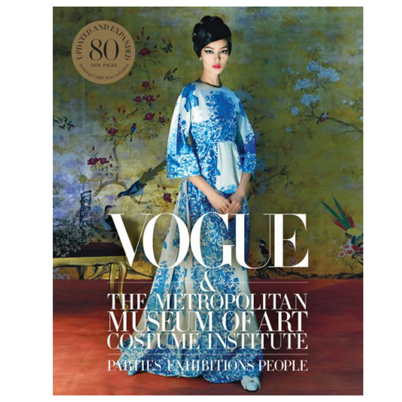 Книга VOGUE AND THE METROPOLITAN MUSEUM OF ART COSTUME INSTITUTE: UPDATED EDITION  в Санкт-петербурге | Loft Concept 