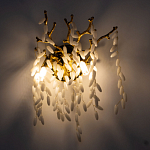 Бра золотого цвета с ветвями и белыми овальными стеклянными подвесками Droplet Chandelier варинант исполнения - 2 | Loft Concept в Санкт-петербурге