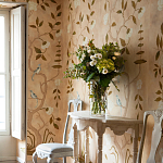 Обои ручная роспись Gustavian Tree of Life Special Colourway on Edo custom white painted silk варинант исполнения - 1 | Loft Concept в Санкт-петербурге