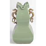 Ваза зеленого цвета из фарфора с бронзовыми ручками в виде драконов и рельефным цветочным декором Eden Garden porcelain and bronze варинант исполнения - 5 | Loft Concept в Санкт-петербурге