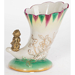 Ваза из фарфора с бронзовой фигуркой ангела Eden Garden porcelain and bronze варинант исполнения - 2 | Loft Concept в Санкт-петербурге