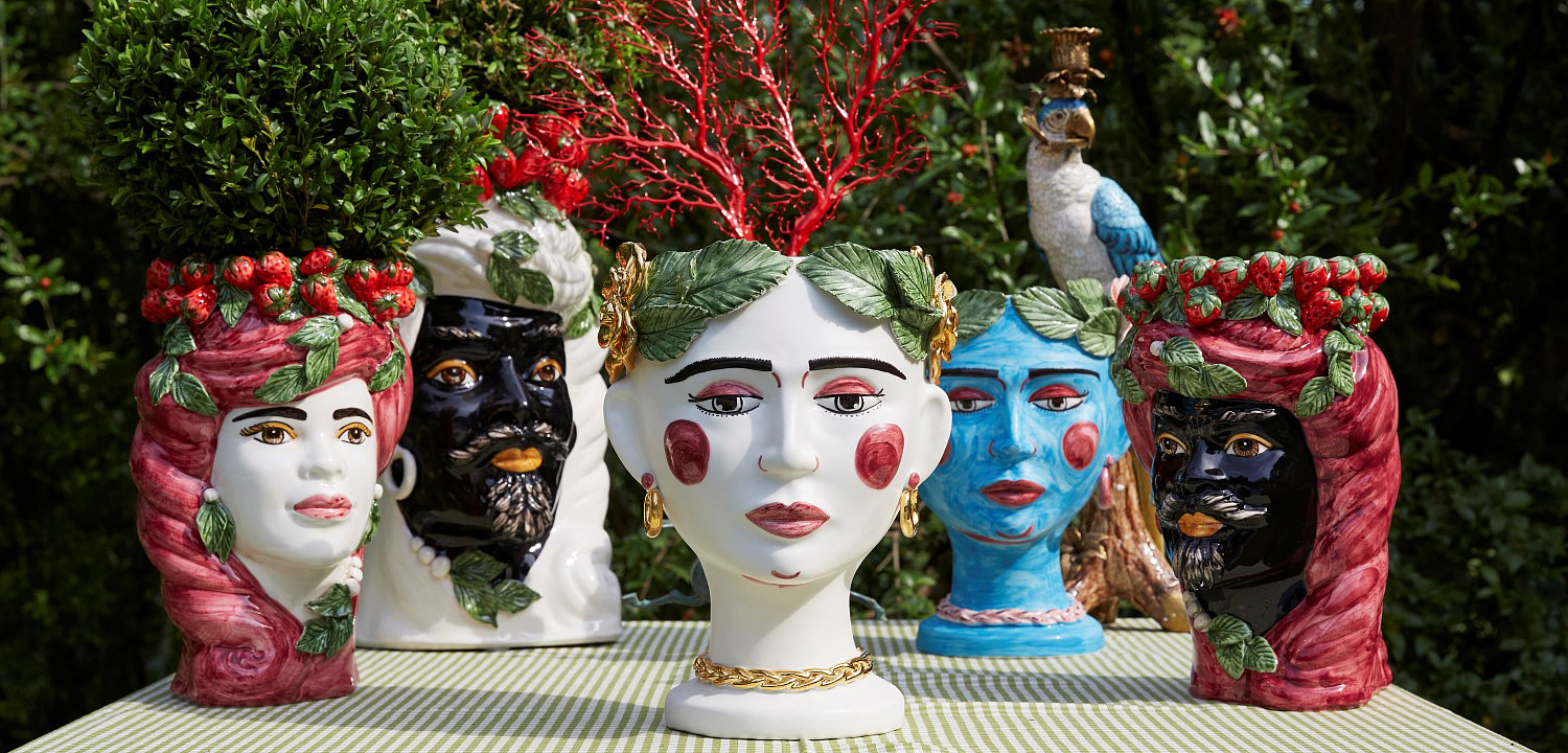 Ваза VASE STRAWBERRIES HEAD LADY BIG White Ваза VASE STRAWBERRIES HEAD LADY BIG White - Loft-Concept в Санкт-петербурге