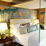 Обои ручная роспись Bamboo River Blossom Original colourway on Deep Rich Gold gilded paper with pearlescent antiquing варинант исполнения - 4 | Loft Concept в Санкт-петербурге