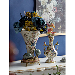 Ваза белого цвета из фарфора с цветочным рисунком и бронзовыми ручками с фигурками птиц Eden Garden porcelain and bronze варинант исполнения - 6 | Loft Concept в Санкт-петербурге