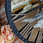 Часы настенные зеркальные с серебряным металлическим циферблатом Mirror Tower Clock варинант исполнения - 2 | Loft Concept в Санкт-петербурге