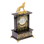 Часы настольные с декором в виде волка из натурального камня Офиокальцит Wolf Stone Clock варинант исполнения - 2 | Loft Concept в Санкт-петербурге