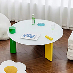 Дизайнерский журнальный стол с круглой белой столешницей на 3-х геометрических ножках Tajefox варинант исполнения - 1 | Loft Concept в Санкт-петербурге