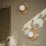 Бра в виде диска с плафоном из матового белого стекла Marble Glow варинант исполнения - 4 | Loft Concept в Санкт-петербурге