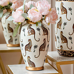 Ваза белая овальная с рисунком леопардов и золотыми акцентами LEOPARD Collection варинант исполнения - 5 | Loft Concept в Санкт-петербурге