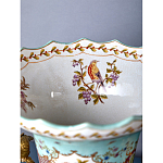 Ваза из голубого фарфора с рисунком птиц и цветов и декоративными элементами Blue Garden варинант исполнения - 8 | Loft Concept в Санкт-петербурге