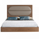 Кровать двуспальная с высоким изголовьем из дерева и подушек из экокожи Modern Look варинант исполнения - 3 | Loft Concept в Санкт-петербурге