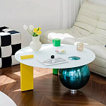 Дизайнерский журнальный стол с круглой белой столешницей на 3-х геометрических ножках Tajefox варинант исполнения - 2 | Loft Concept в Санкт-петербурге