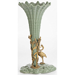 Ваза зеленая фарфоровая с волнистым краем с бронзовой фигуркой журавля Eden Garden  варинант исполнения - 3 | Loft Concept в Санкт-петербурге