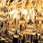 Люстра подвесная с прозрачными стеклянными подвесками в форме капель Диаметр 80 см Droplet Chandelier варинант исполнения - 17 | Loft Concept в Санкт-петербурге