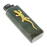 Зажигалка газовая из натурального камня Офиокальцит с декоративной металлической вставкой в виде ящерицы Metal Stone Lighters варинант исполнения - 3 | Loft Concept в Санкт-петербурге