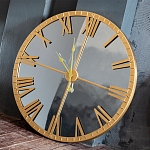 Часы настенные зеркальные с золотым металлическим циферблатом Mirror Tower Clock варинант исполнения - 4 | Loft Concept в Санкт-петербурге