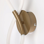 Бра с белым плафоном в форме восьмерки и круглым основанием Luke Lampco Tracer Lamp варинант исполнения - 4 | Loft Concept в Санкт-петербурге