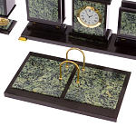 Настольный письменный набор из нефрита на ножках Executive Recruitment варинант исполнения - 2 | Loft Concept в Санкт-петербурге