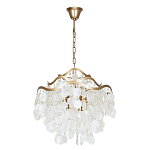 Люстра подвесная с белыми перламутровыми подвесками и изогнутыми золотистыми элементами Диаметр 50 см SHELL Chandelier варинант исполнения - 1 | Loft Concept в Санкт-петербурге