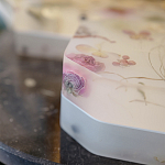 Шкатулка из эпоксидной смолы с цветами белая Epoxy Resin Square Box White варинант исполнения - 6 | Loft Concept в Санкт-петербурге