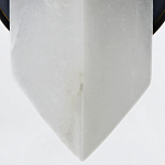 Бра черного цвета металлическое с вертикальным плафоном из алебстра Alora варинант исполнения - 3 | Loft Concept в Санкт-петербурге