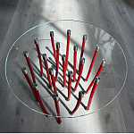 Дизайнерский журнальный стол с круглой прозрачной столешницей и основанием в виде красных металлических тросов Wires варинант исполнения - 1 | Loft Concept в Санкт-петербурге