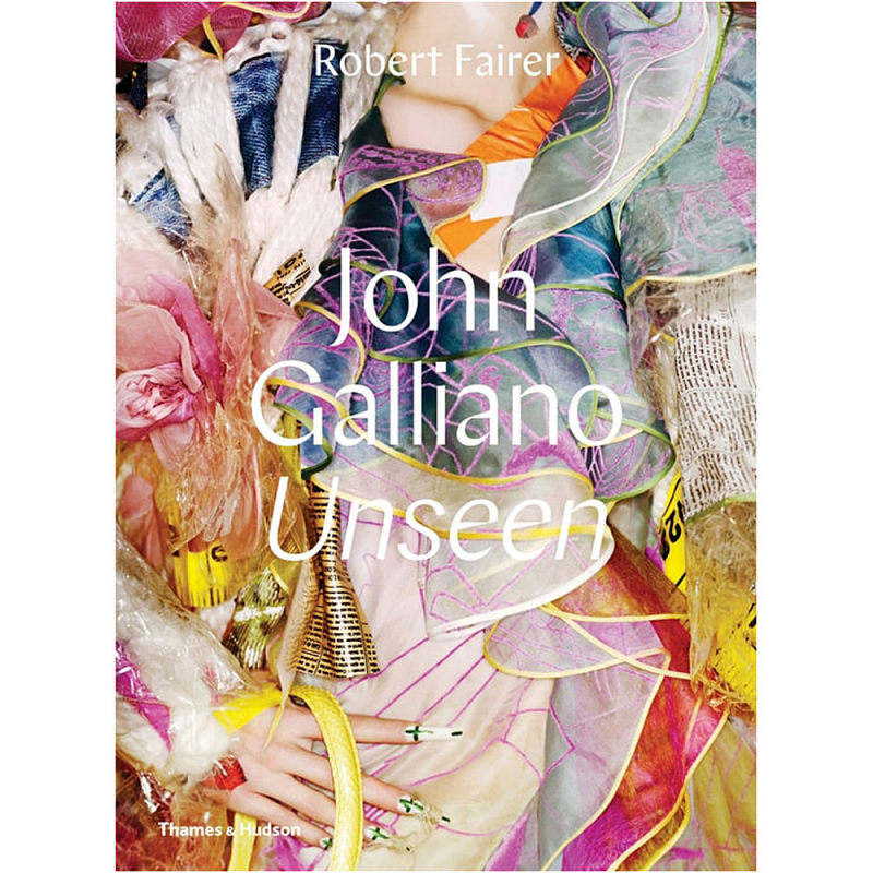 John Galliano: Unseen  в Санкт-петербурге | Loft Concept 