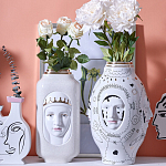 Ваза с декоративными лицами и графическими элементами в виде сердец и символов Faces of Imagination варинант исполнения - 2 | Loft Concept в Санкт-петербурге