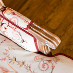 Трехместный диван из массива бука бежевый с растительным орнаментом Raffael Renaissance Beige Sofa варинант исполнения - 4 | Loft Concept в Санкт-петербурге