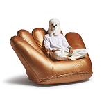 Дизайнерское кожаное кресло в форме руки Poltronova Joe Gold  Armchair варинант исполнения - 15 | Loft Concept в Санкт-петербурге