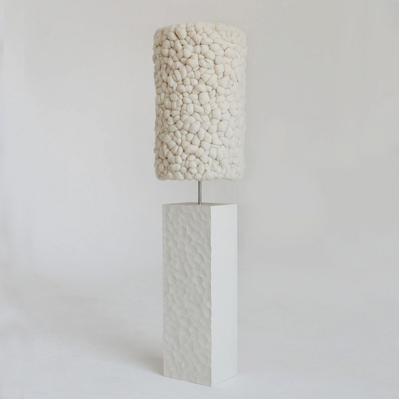 Торшер белый с вязаным абажуром Woolen Floor Lamp Белый Торшер белый с вязаным абажуром Woolen Floor Lamp Белый в Санкт-петербурге | Loft Concept