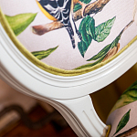 Стул светло-серый из натурального бука с изображением птиц и цветов Blooming Birds Red  варинант исполнения - 4 | Loft Concept в Санкт-петербурге