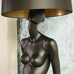 Лампа MANNEQUIN LAMP с абажуром модельный позинг варинант исполнения - 4 | Loft Concept в Санкт-петербурге