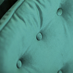 Кресло с мягкой обивкой из велюра на 4-х ножках из массива березы Scarlett Armchair green варинант исполнения - 4 | Loft Concept в Санкт-петербурге