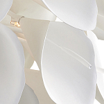 Люстра белая каплевидной формы из цветков лилии White Natural Lines варинант исполнения - 3 | Loft Concept в Санкт-петербурге