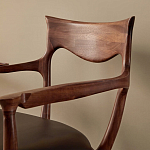 Кушетка с деревянным каркасом и сиденьем из коричневой натуральной кожи Moon Walnut Furniture варинант исполнения - 3 | Loft Concept в Санкт-петербурге