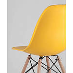 Пластиковый стул на ножках из массива бука Eames Yellow варинант исполнения - 3 | Loft Concept в Санкт-петербурге