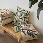 Подушка с цветочным принтом Blooming Elegance Lily варинант исполнения - 6 | Loft Concept в Санкт-петербурге