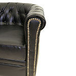 Кресло кожаное с мягкими подлокотниками на 4-х деревянных ножках Logan Leather Armchair black 2 варинант исполнения - 2 | Loft Concept в Санкт-петербурге