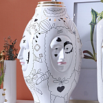 Ваза с декоративными лицами и графическими элементами в виде сердец и символов Faces of Imagination варинант исполнения - 7 | Loft Concept в Санкт-петербурге