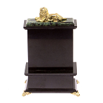 Часы настольные с декором в виде льва из натурального камня Нефрит Lion Stone Clock варинант исполнения - 4 | Loft Concept в Санкт-петербурге