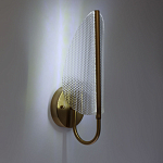 Бра с изогнутым рельефным плафоном Textured Glass варинант исполнения - 2 | Loft Concept в Санкт-петербурге